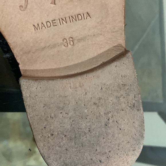 FREE PEOPLE BLACK VELVET ‘Butterfly Effect’ MULE Shoe - Picture 11 of 15